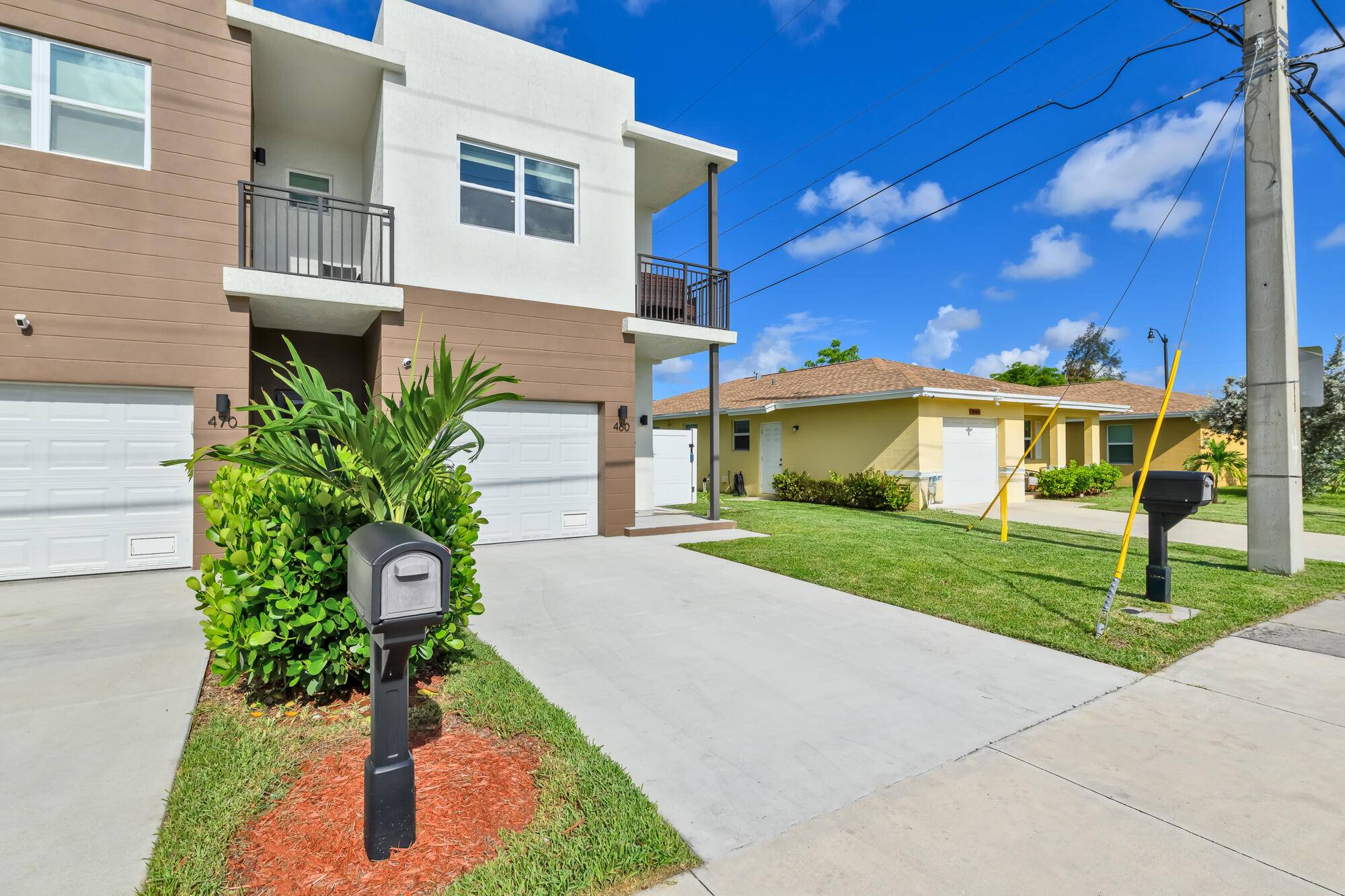Pompano Beach, FL 33069,460 NW 27th AVE