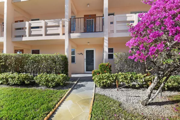 Delray Beach, FL 33446,14721 Bonaire BLVD 109