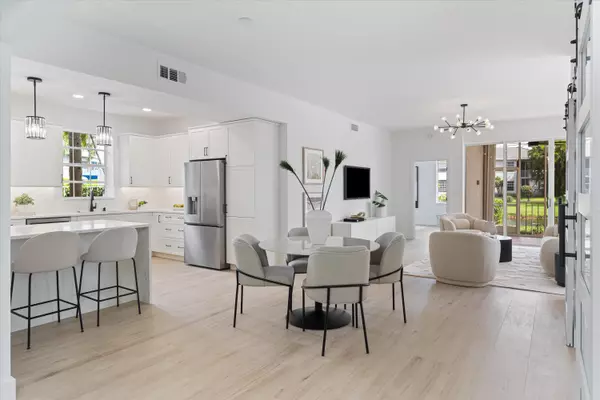 Boca Raton, FL 33496,5189 Lake Catalina DR A