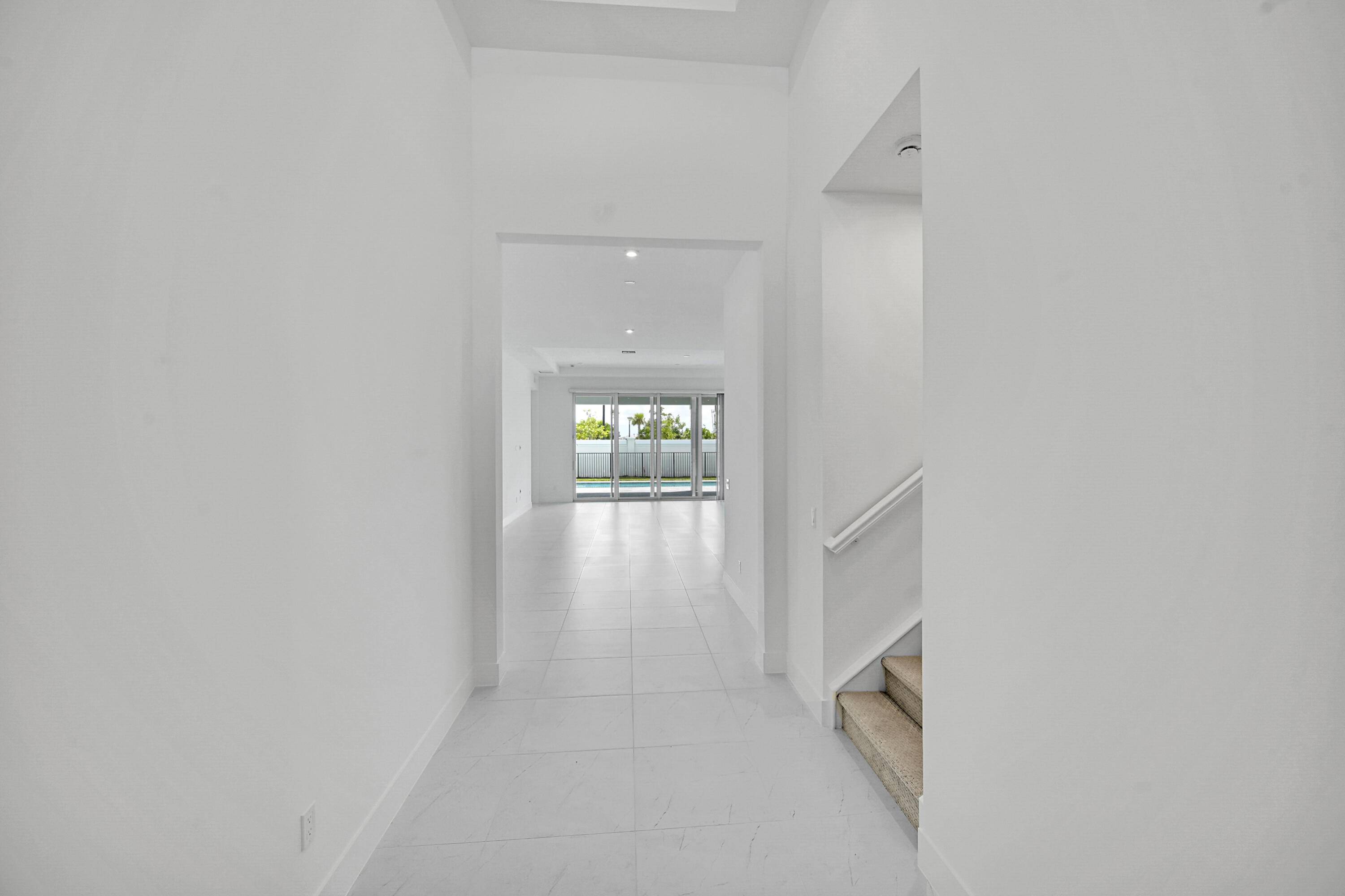 Palm Beach Gardens, FL 33412,9524 St Germain DR