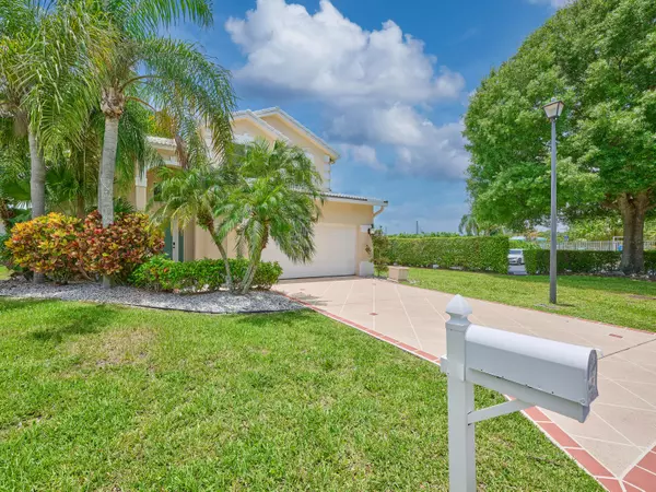 10889 Fillmore DR, Boynton Beach, FL 33437