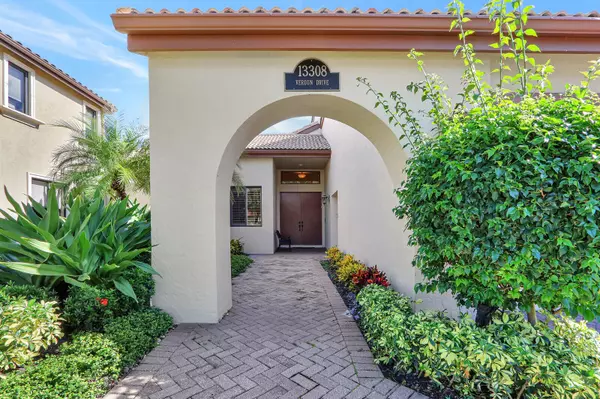 Palm Beach Gardens, FL 33410,13308 Verdun DR