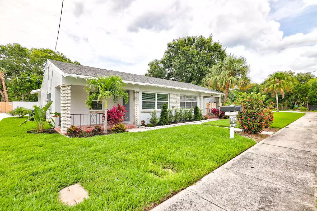 Fort Pierce, FL 34950,1004 Boston AVE