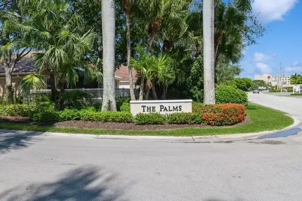 Atlantis, FL 33462,160 Palm CIR