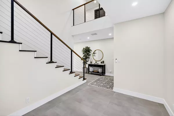 Fort Lauderdale, FL 33305,1807 NE 18th ST