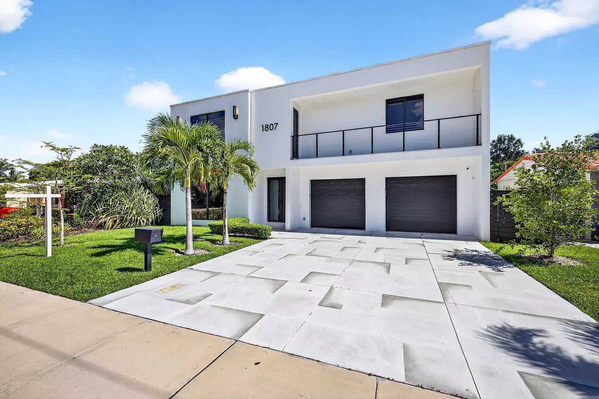 Fort Lauderdale, FL 33305,1807 NE 18 ST