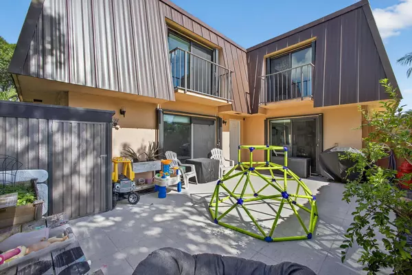 Stuart, FL 34997,5680 SE Windsong LN 345