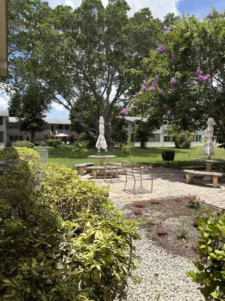 395 Northampton S, West Palm Beach, FL 33417