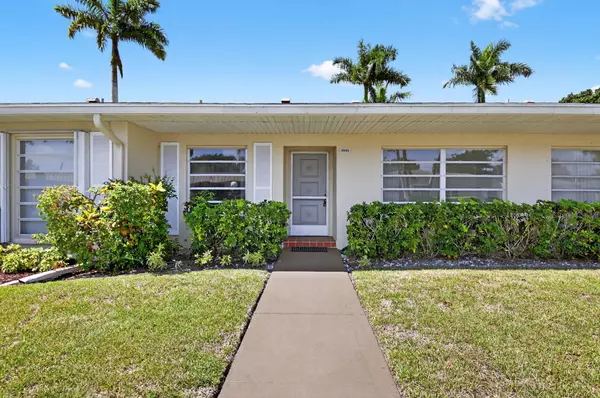 8644 Boca DR, Boca Raton, FL 33433