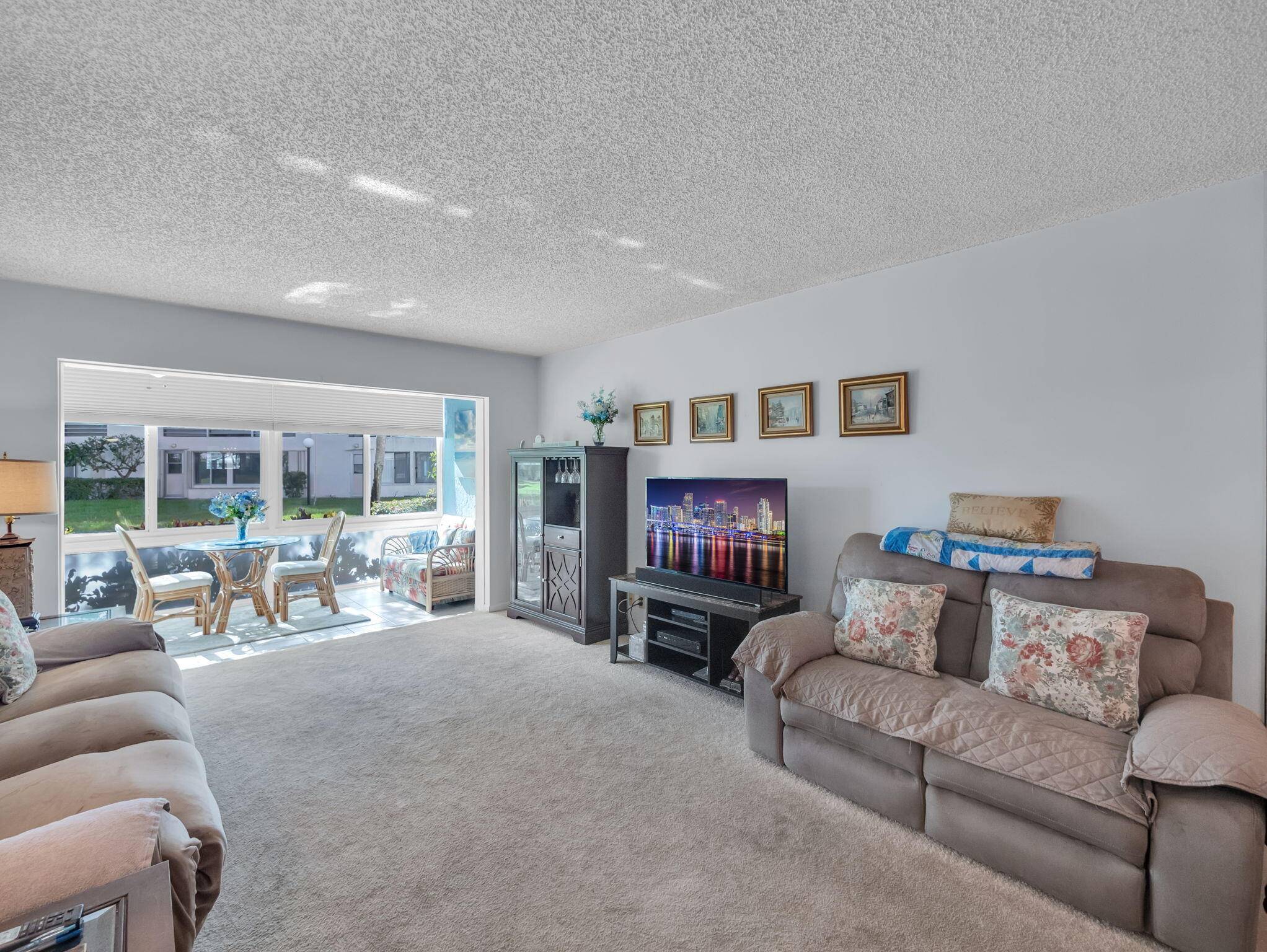 Lake Worth, FL 33467,3186 Via Poinciana 114