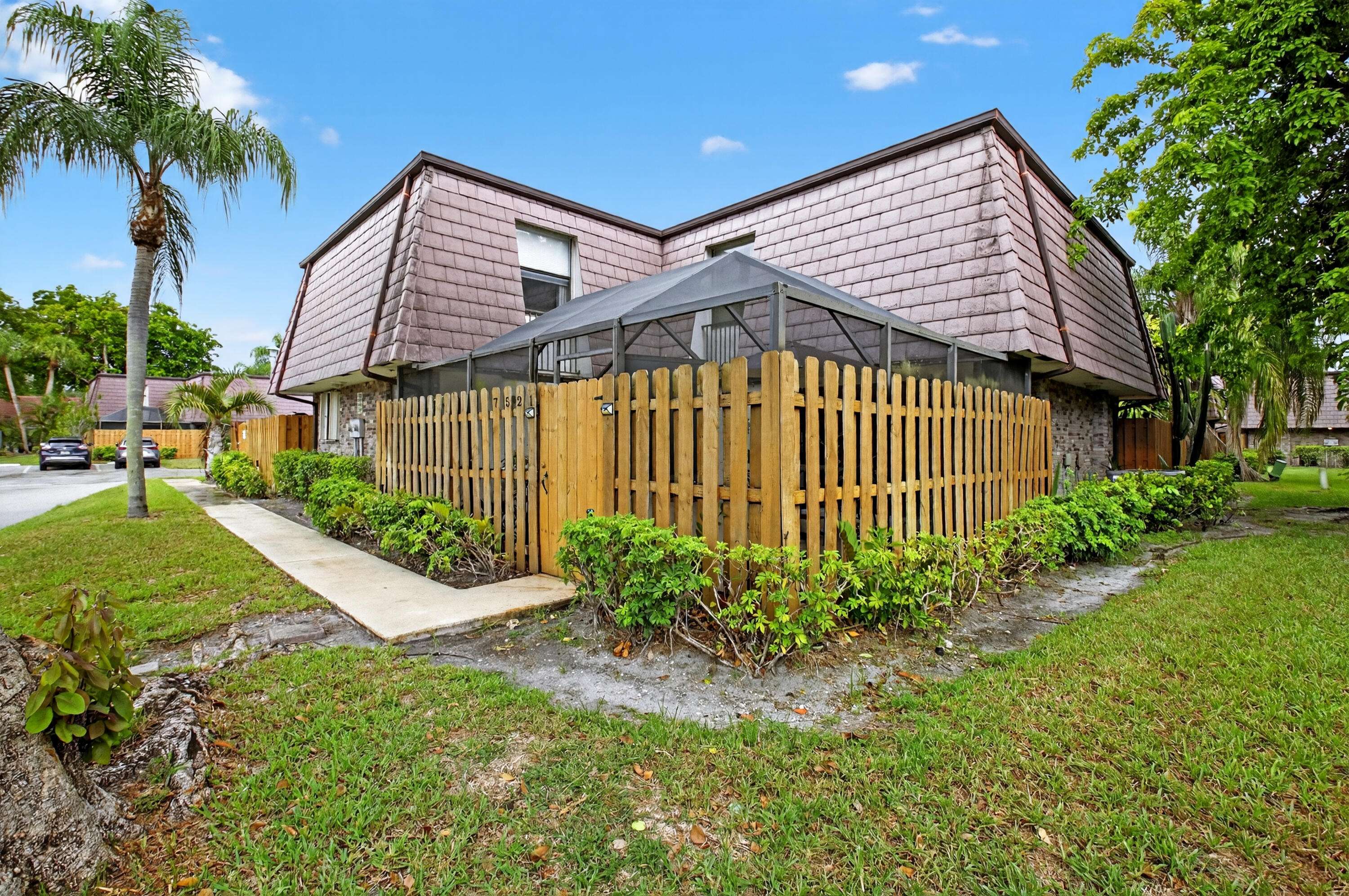 Boca Raton, FL 33433,7521 E Courtyard RUN