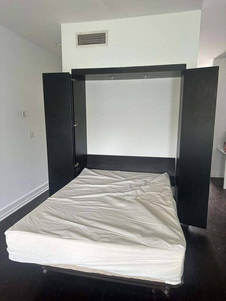 Miami Beach, FL 33139,1840 James AVE 18