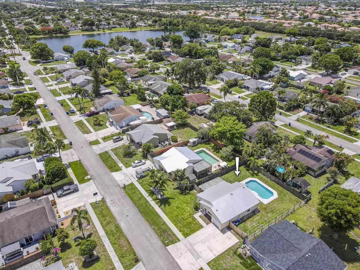 Royal Palm Beach, FL 33411,10656 Bobbie LN