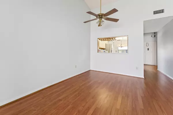 Lake Worth, FL 33467,7903 Willow Spring DR 1125