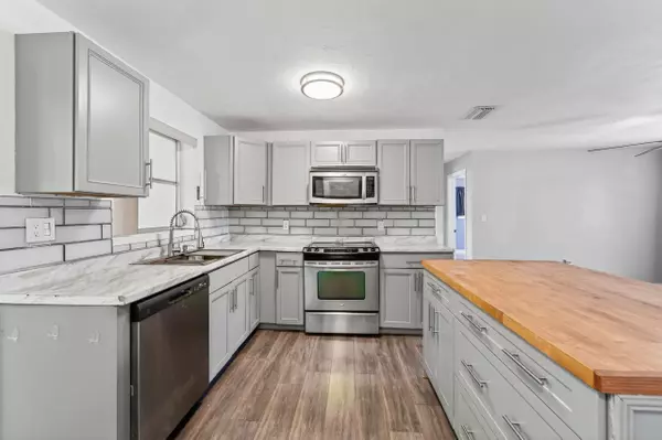 Palm Beach Gardens, FL 33410,4364 N Mary CIR