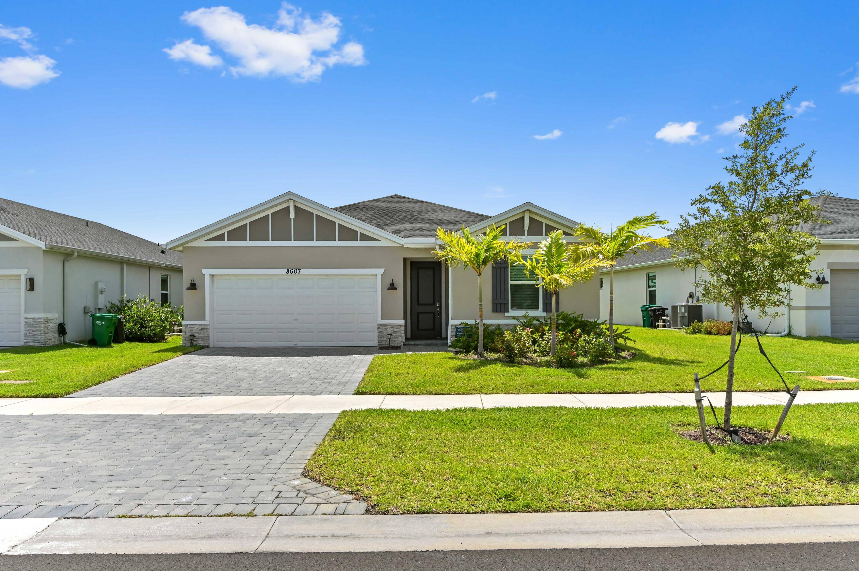 8607 Dahlia CIR, Port Saint Lucie, FL 34986