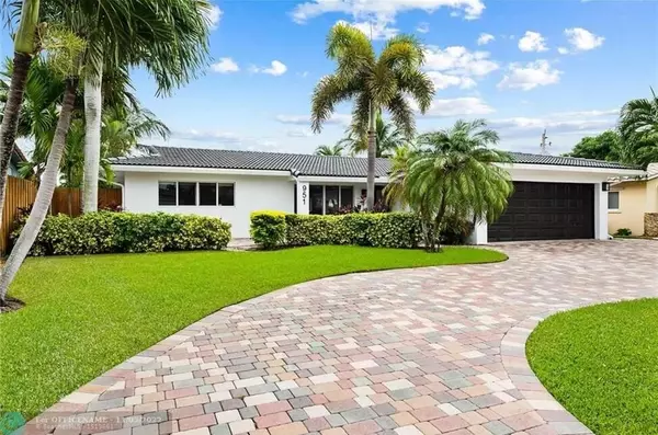 Pompano Beach, FL 33060,951 SE 9th AVE