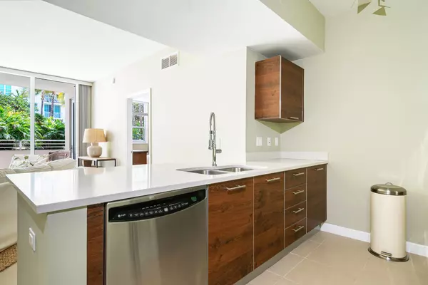 West Palm Beach, FL 33401,480 Hibiscus ST 626
