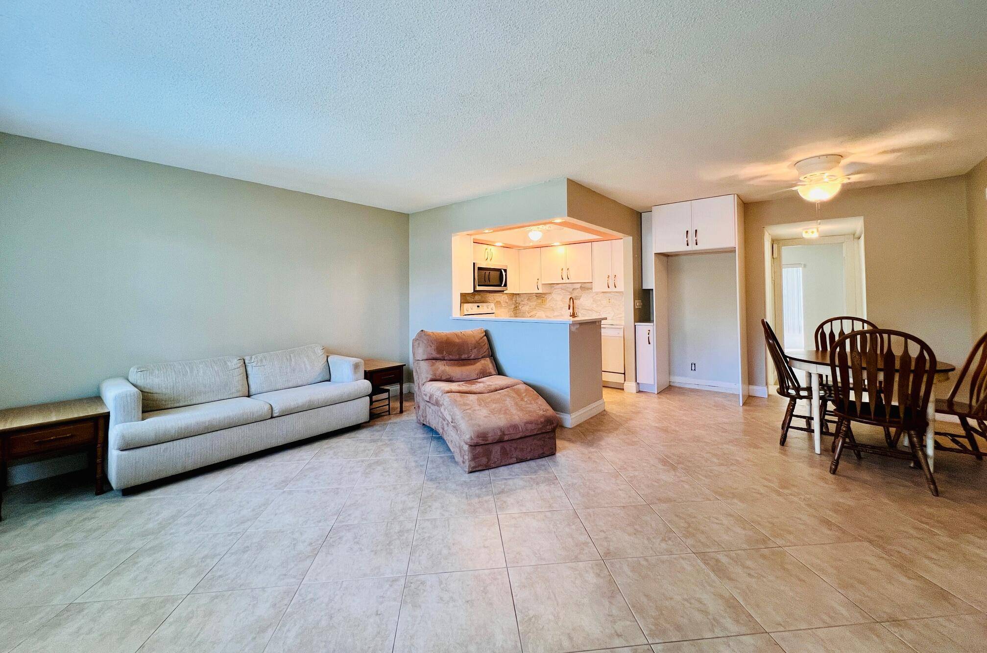 West Palm Beach, FL 33417,304 Sheffield M