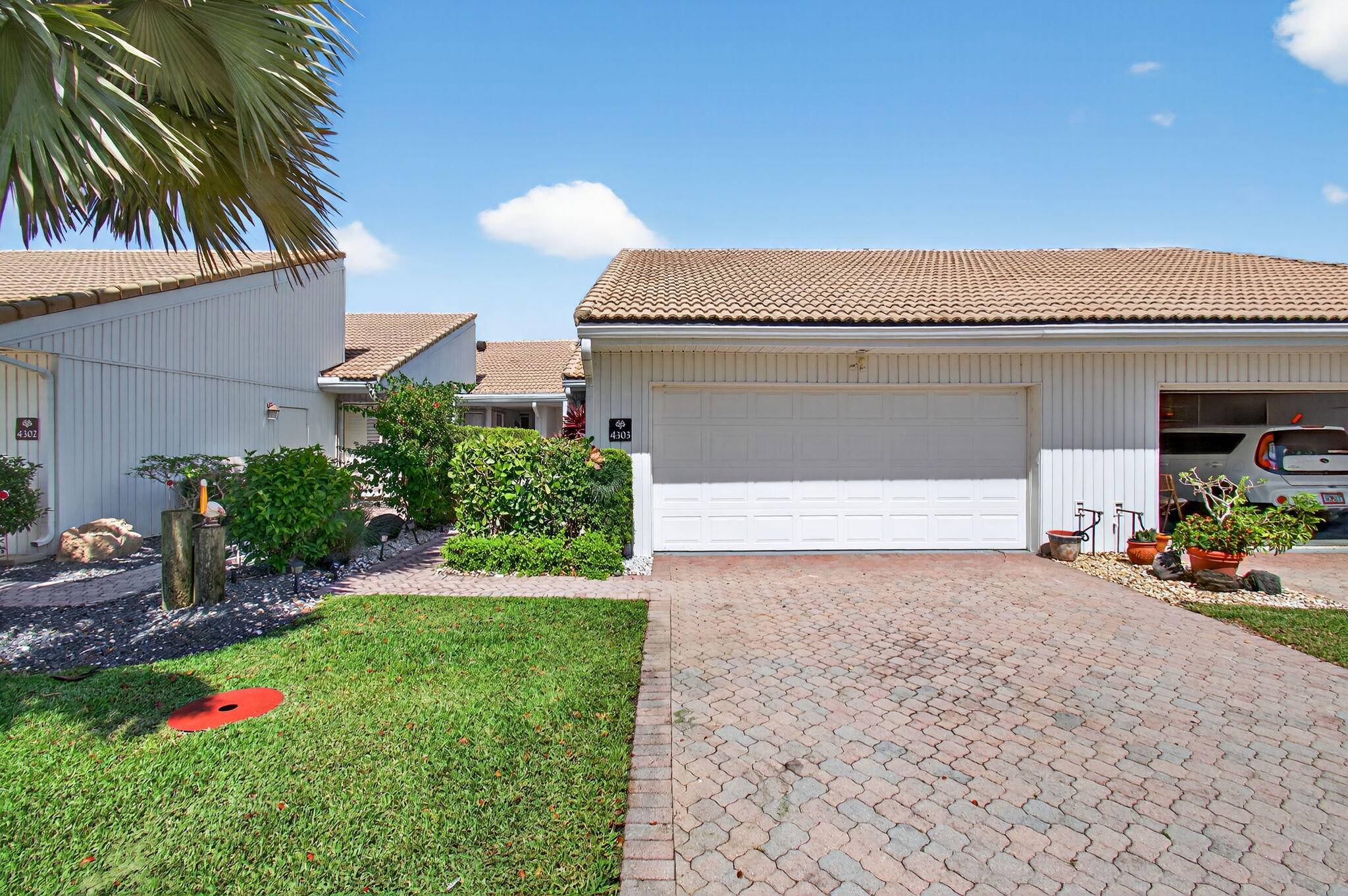 20010 Sawgrass LN 4303, Boca Raton, FL 33434