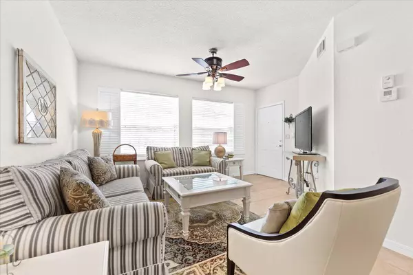 Port Saint Lucie, FL 34986,158 SW Peacock BLVD 30-105