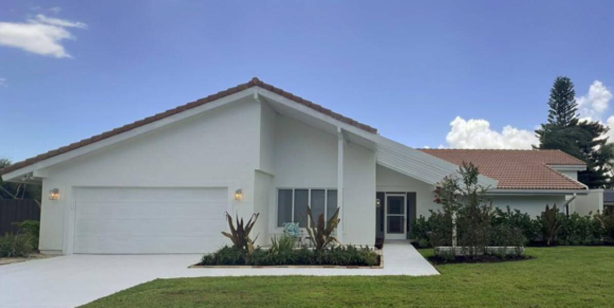 1951 SE Erwin RD, Port Saint Lucie, FL 34952