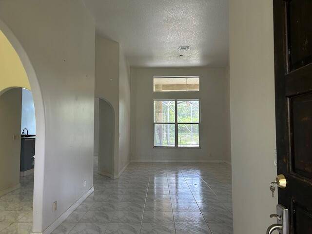West Palm Beach, FL 33418,14476 Black Bear RD