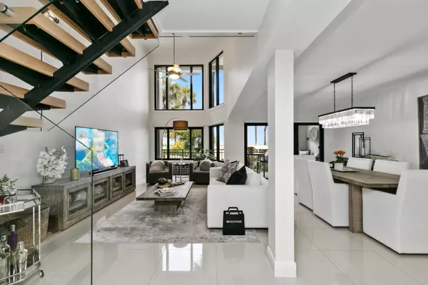 665 SE 21st AVE 104, Deerfield Beach, FL 33441