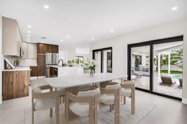 Boca Raton, FL 33486,1182 SW 7th ST