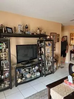 Pompano Beach, FL 33062,3201 NE 14 St CSWY 404