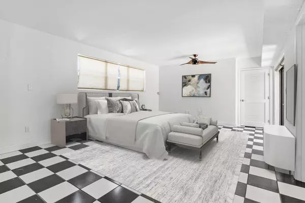 West Palm Beach, FL 33407,517 29th ST