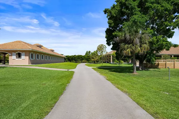 Loxahatchee, FL 33470,3287 Grande RD