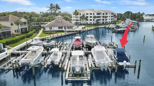 0 Harbour DR B-21, Juno Beach, FL 33408