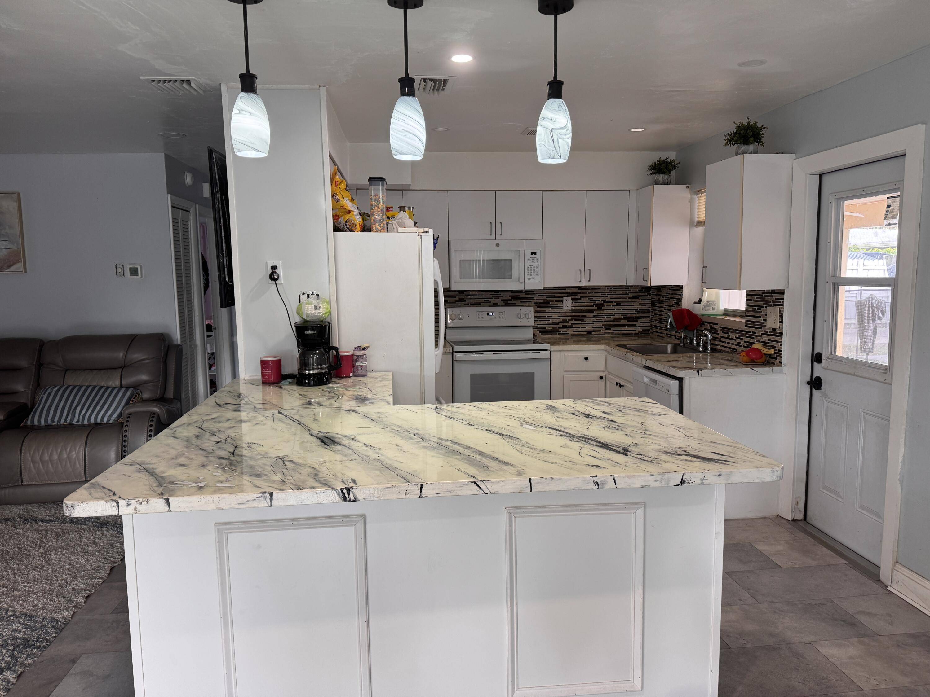 Margate, FL 33063,6256 NW 16th CT