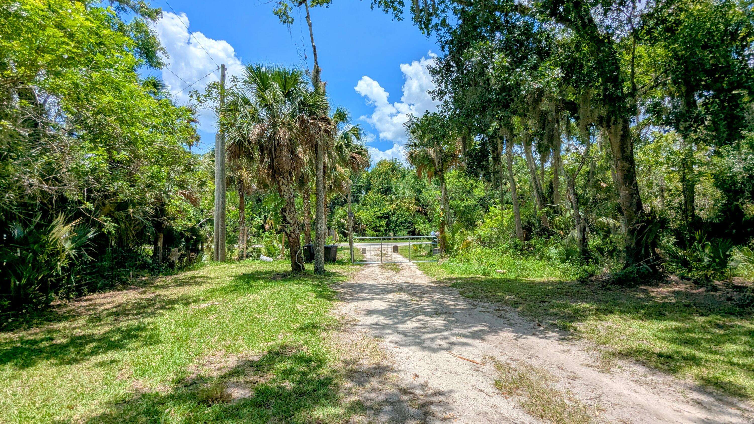 Port Saint Lucie, FL 34987,7750 Germany Canal RD