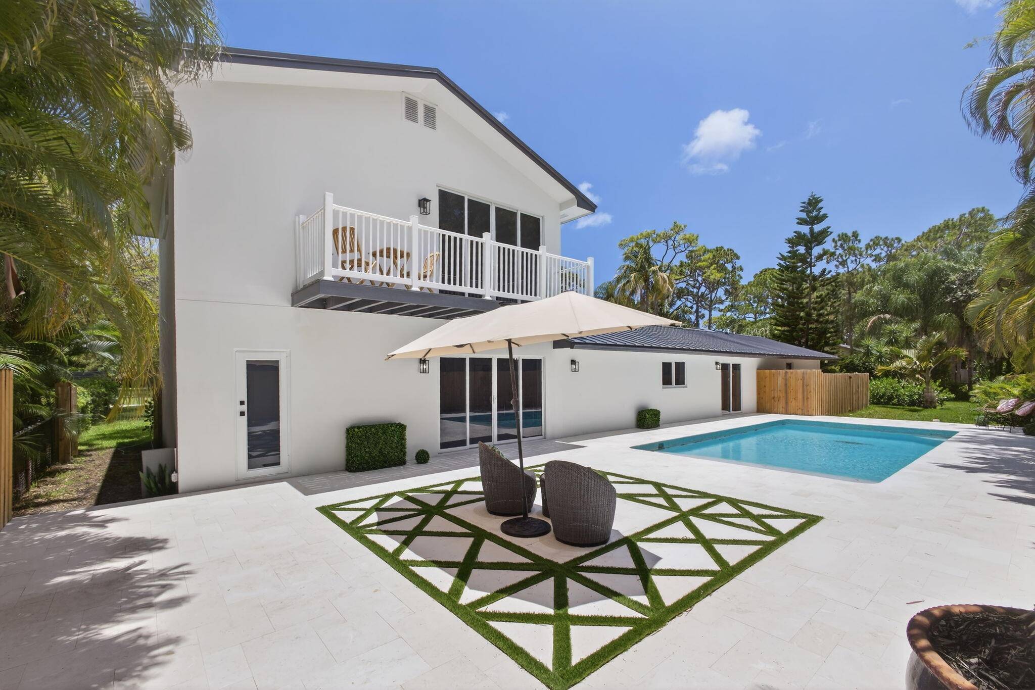 5672 Old Orange RD, Jupiter, FL 33458