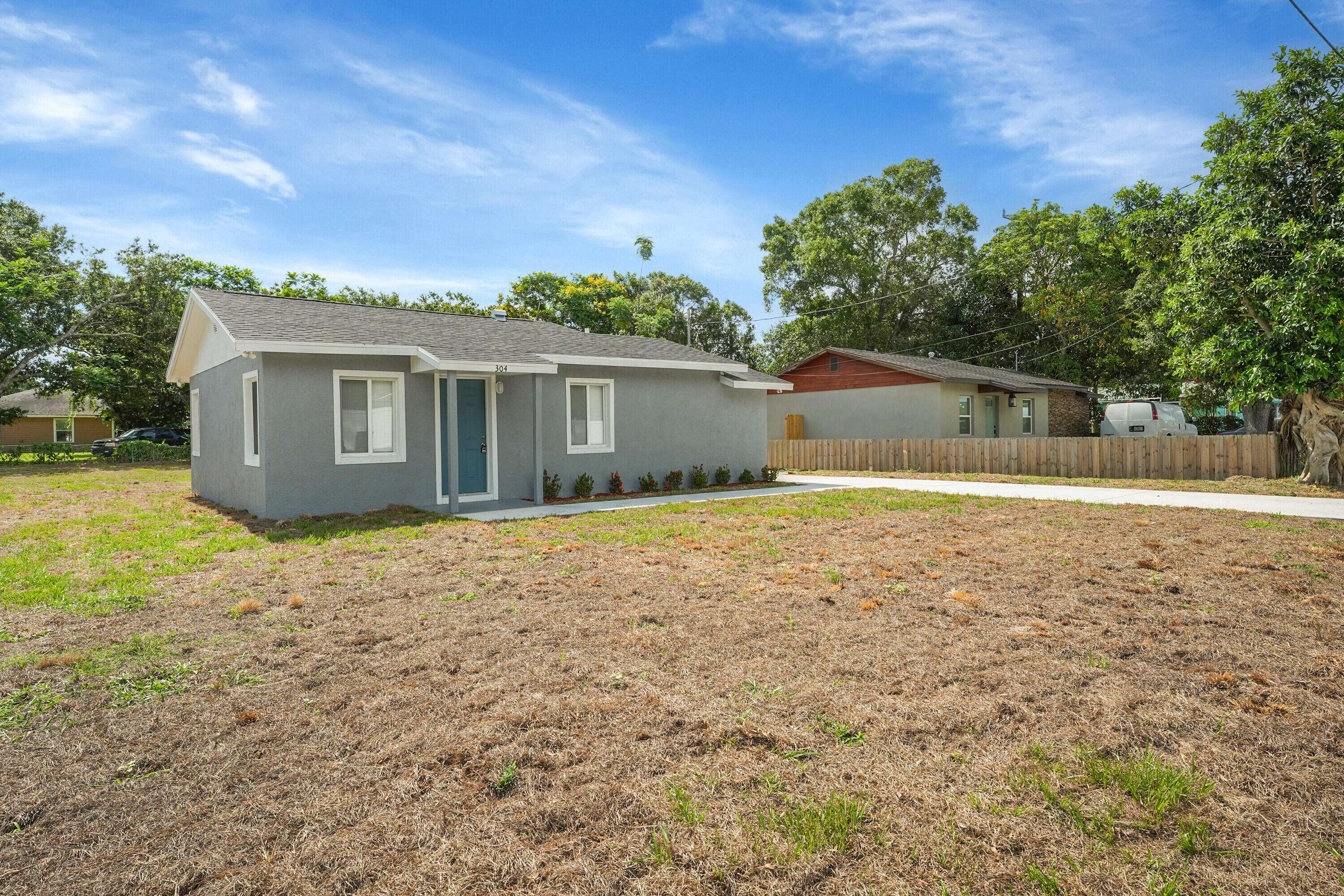 Fort Pierce, FL 34947,304 N N 28th ST