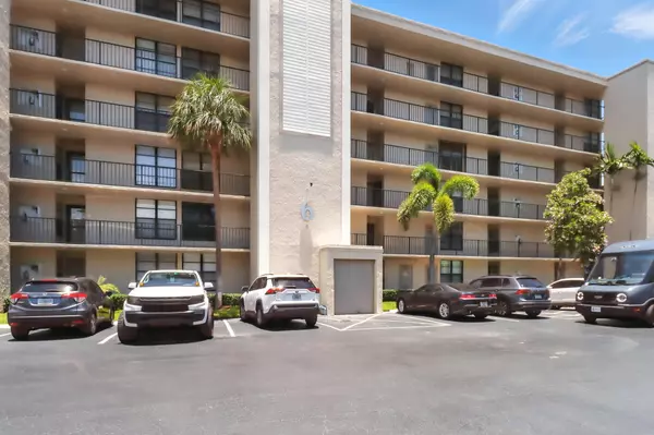 6 Royal Palm 105 WAY 105, Boca Raton, FL 33432