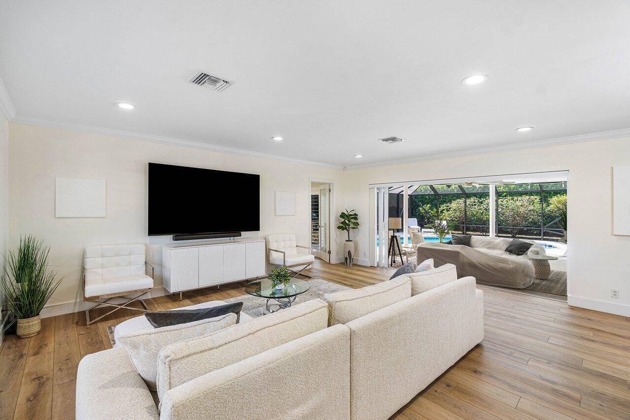 Boca Raton, FL 33486,881 Elderberry WAY