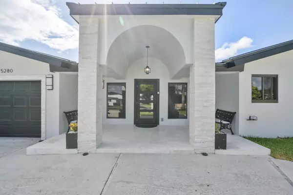 5280 NE 19th AVE, Fort Lauderdale, FL 33308