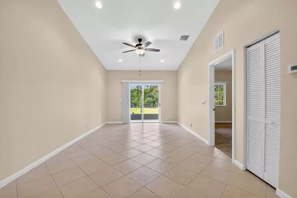 West Palm Beach, FL 33411,2357 Windjammer WAY