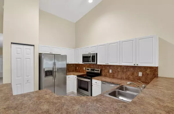 West Palm Beach, FL 33411,2357 Windjammer WAY