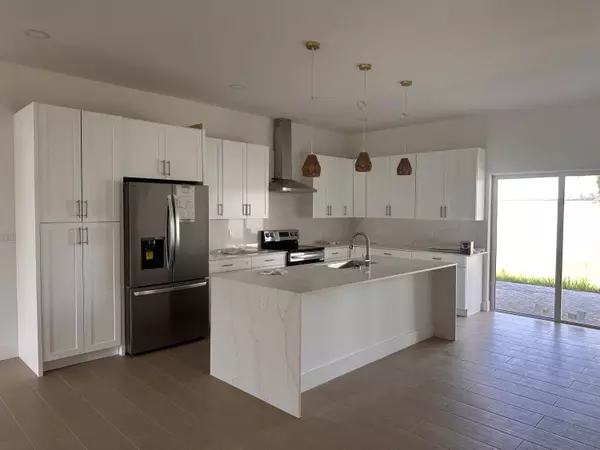 Jupiter, FL 33458,106 Northview DR