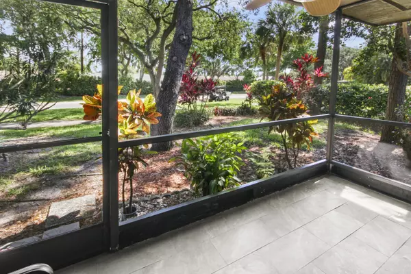 Boynton Beach, FL 33436,7507 Greenlake WAY B