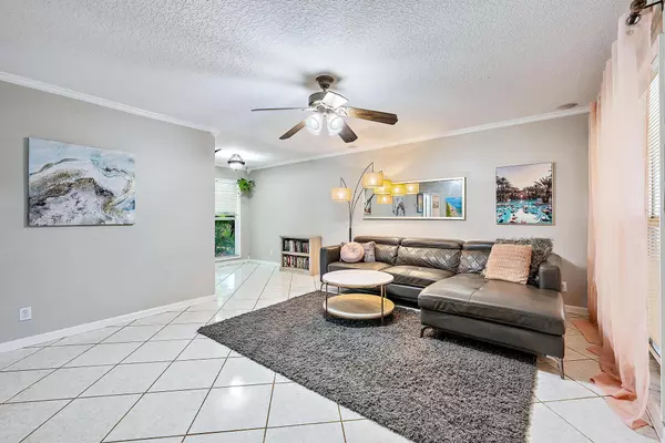 North Palm Beach, FL 33408,733 Hummingbird WAY 10