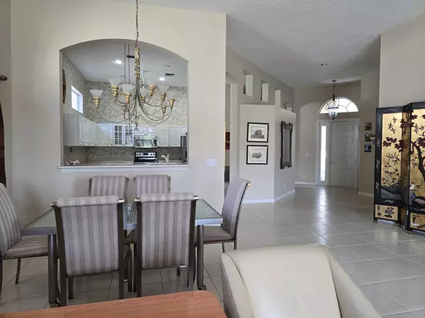 Boynton Beach, FL 33472,6935 Fairway Lakes DR