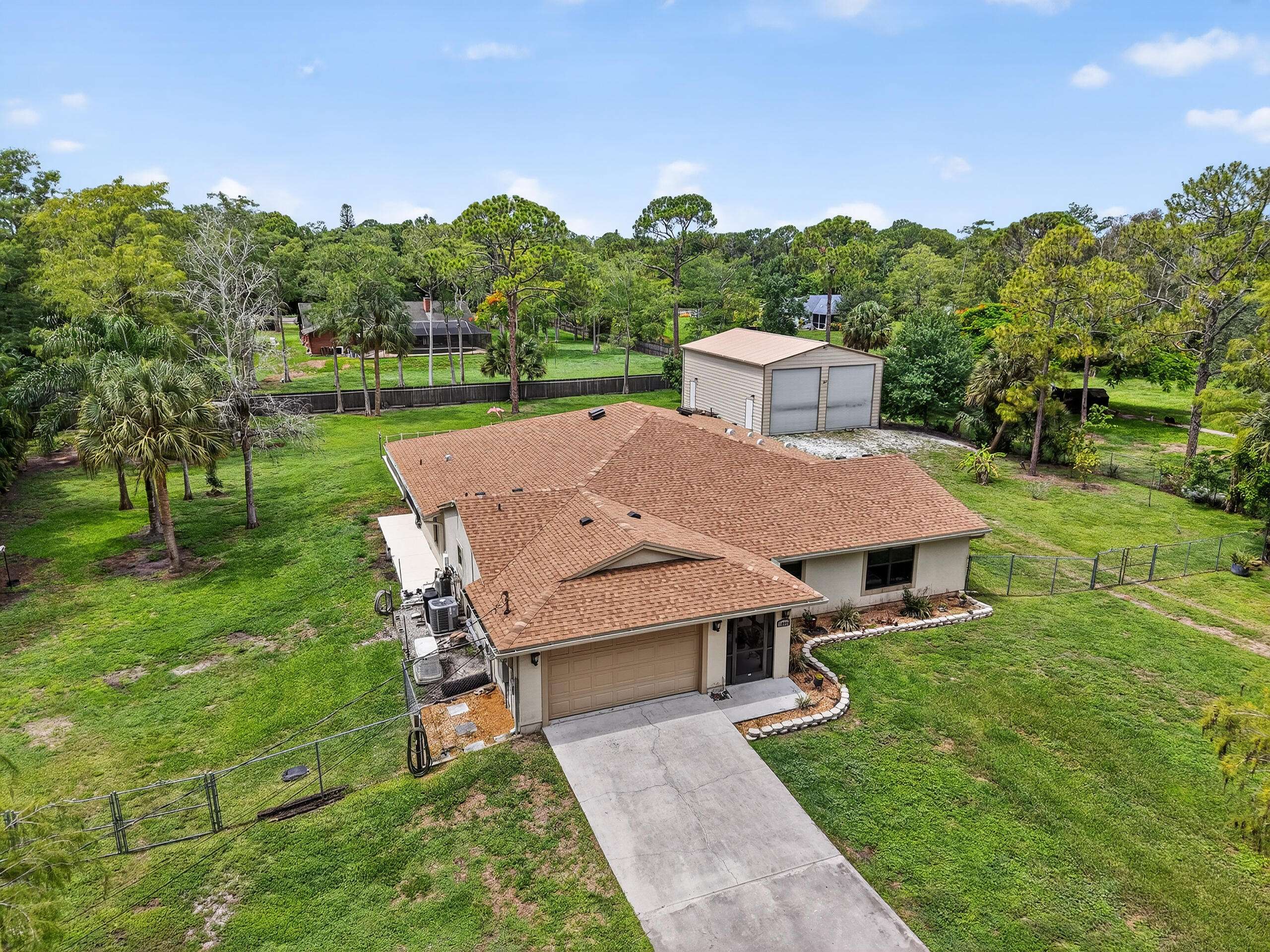 16064 E Brighton DR, The Acreage, FL 33470