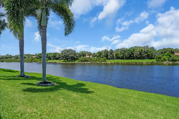 Jupiter, FL 33458,6845 Big Cypress DR
