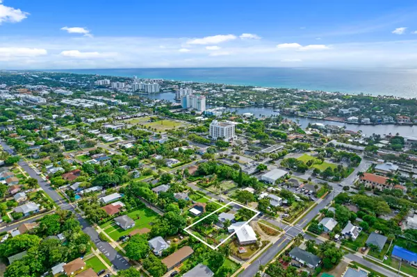 Delray Beach, FL 33483,826 SE 4th AVE