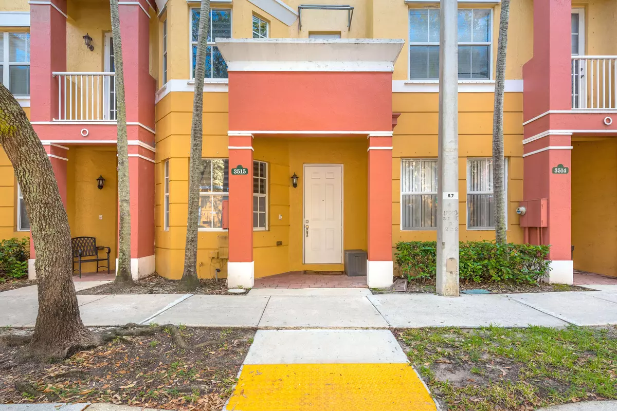 Royal Palm Beach, FL 33414,3515 Shoma DR